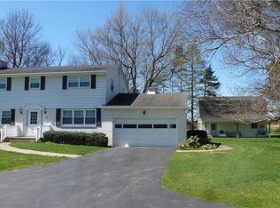 8922 Findley Lake Rd, North East, PA 16428