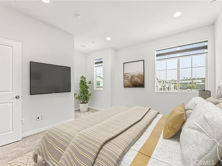 8916 Jasmine Dr — Photo 48
