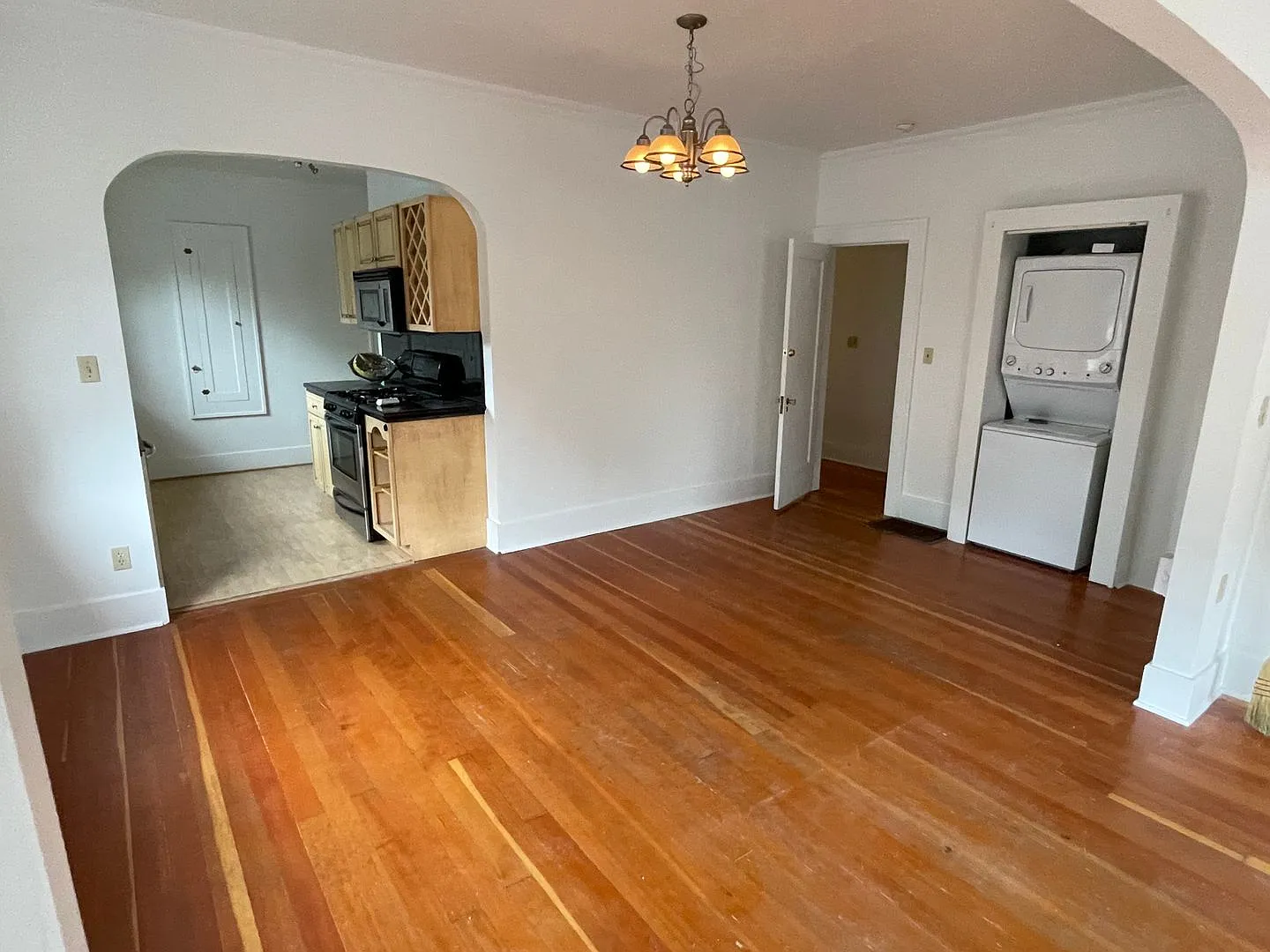 2442 SW 5th Avenue ~ Charming Vintage 4-Plex — Photo 2