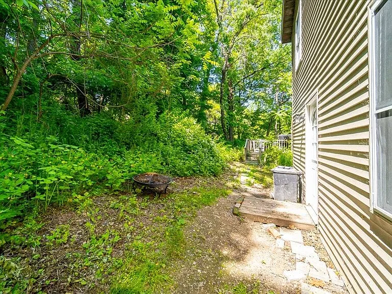 629 South Rd — Photo 4