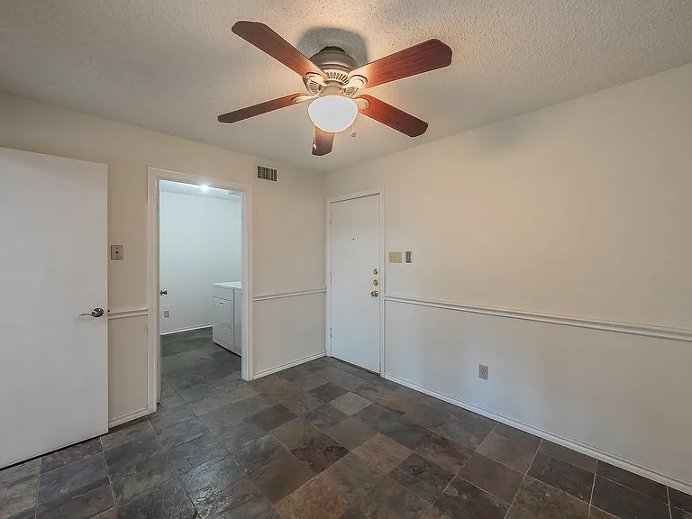 3704 Hulen Park Dr — Photo 20