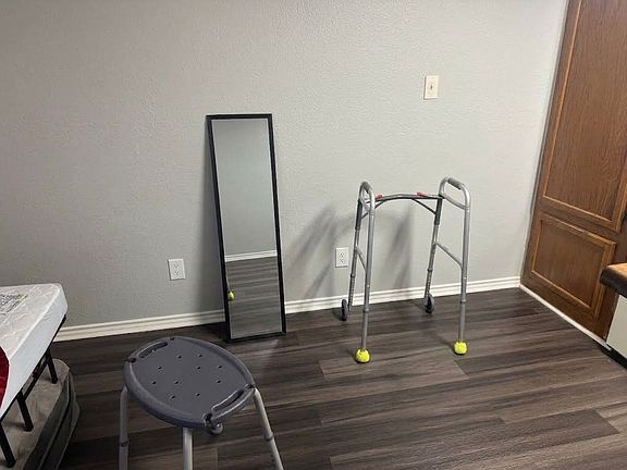 5th image of 9801 Walnut St APT A304