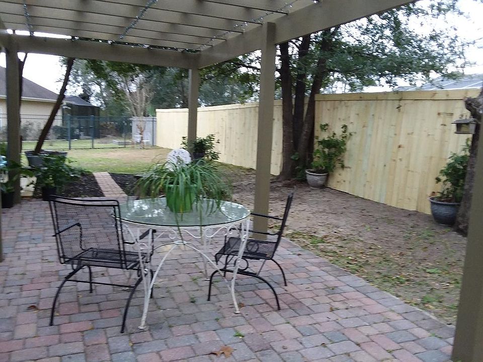 New 7-foot privacy fence