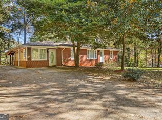 1334 Jennie Ln, Lilburn, GA 30047