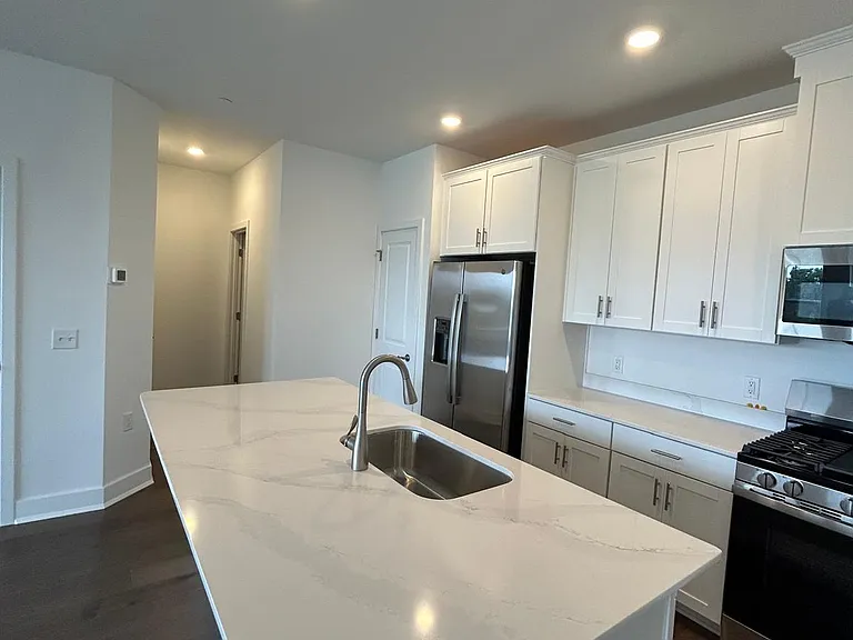 310 Cora Bergen Blvd — Photo 20