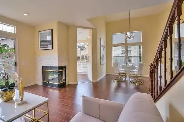 34449 Calgary Ter — Photo 4