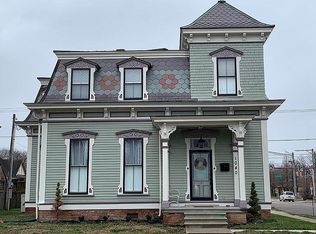 1040 Franklin St, Columbus, IN 47201