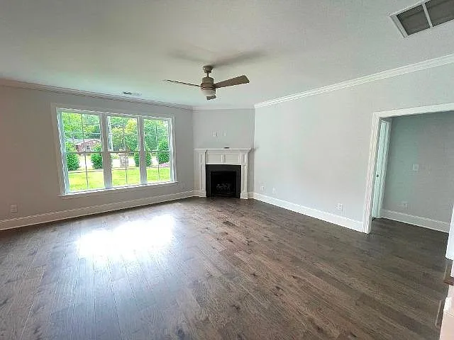 3600 Colony Woods Dr — Photo 10
