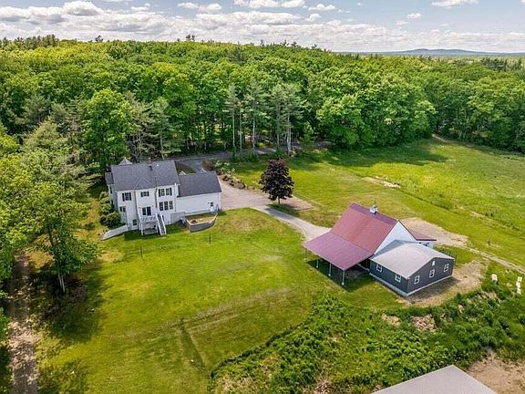 4th image of 223 Chick Crossing Road