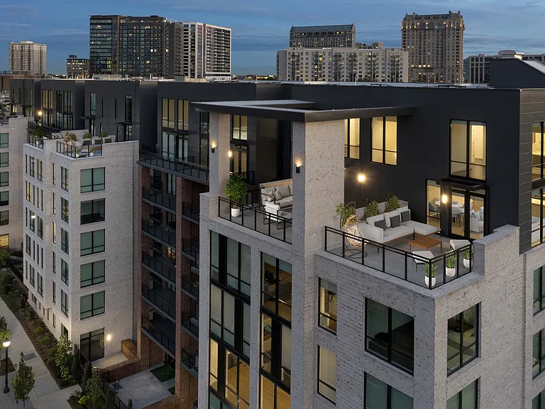 Camden Buckhead — Photo 27