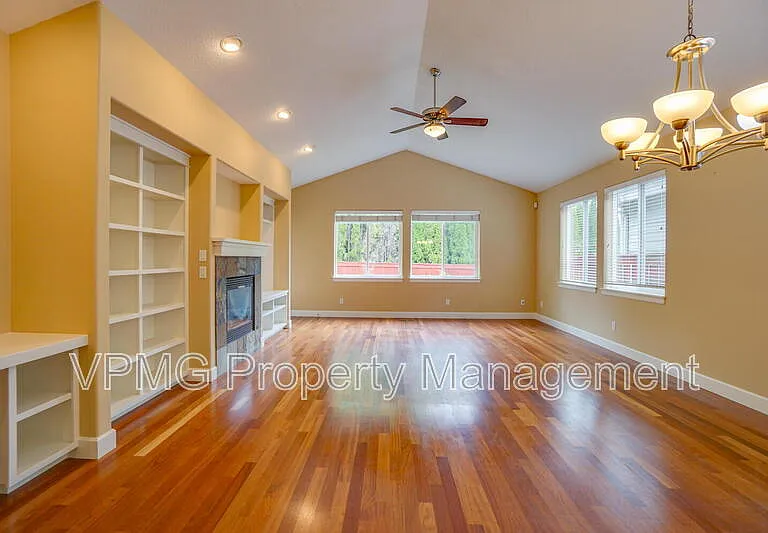 1403 SE 194th Pl — Photo 19