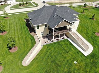 132 Platte View Dr, Phillips, NE 68865