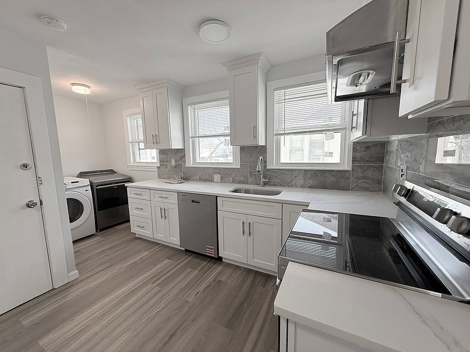 1st image of 204 Farrington St Unit 2