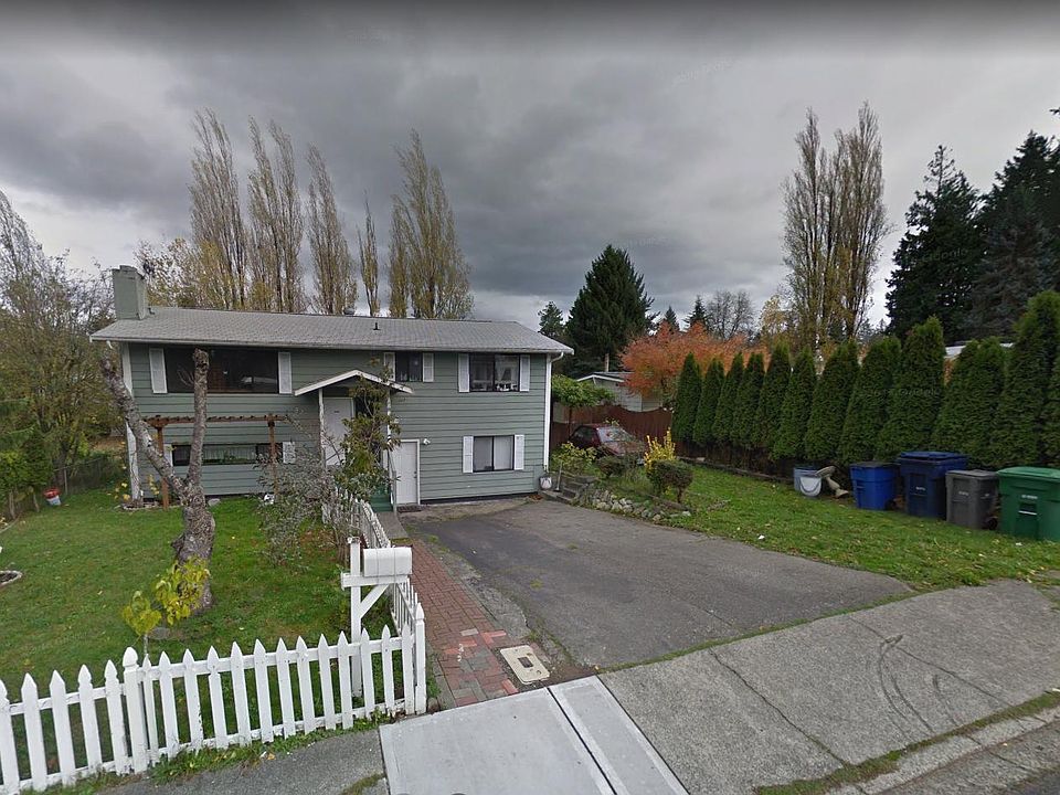1st image of 21405 54th Pl W