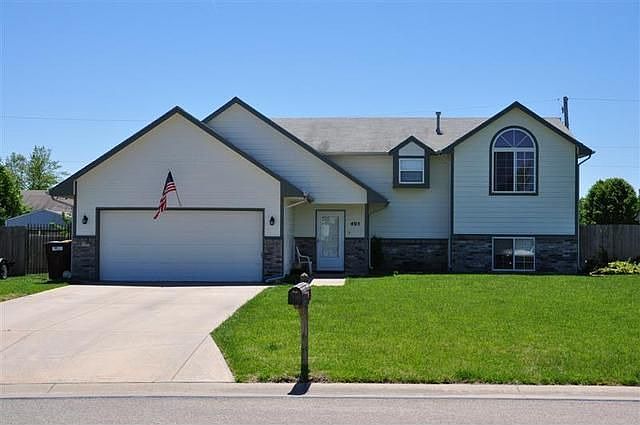 1st image of 405 E Oakwood Dr