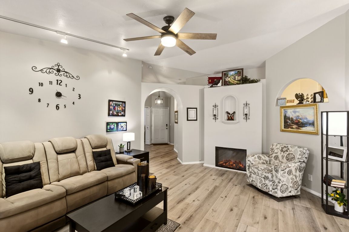 next background image