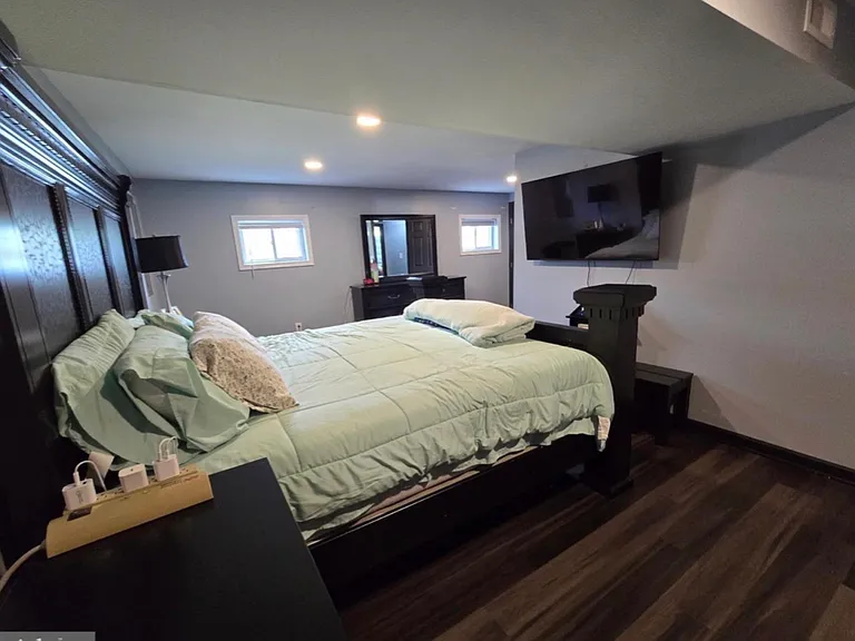 7513 Saffron Ct — Photo 39