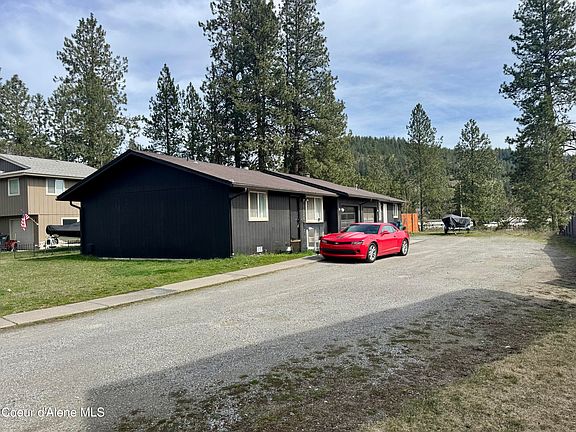 3rd image of 1024 E Woolsey Dr