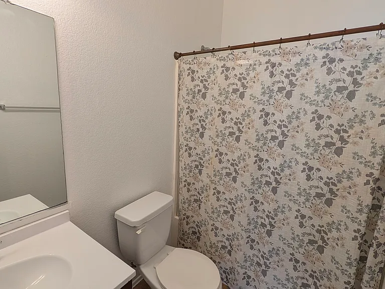 43592 Yukon Ct — Photo 11