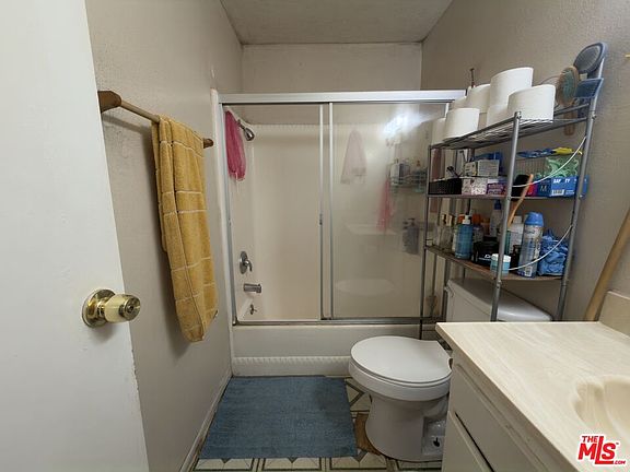 5th image of 2330 El Dorado Ave APT D