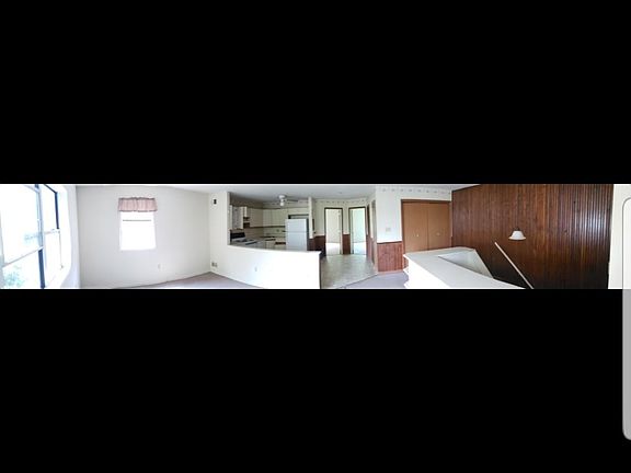 4th image of 131 Pickwick Pl