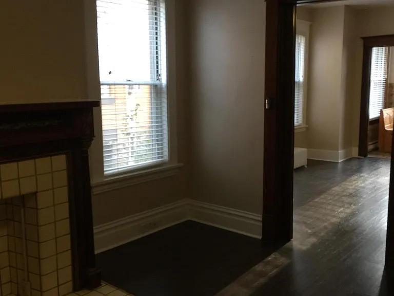 2859 Broadway Ave #1 — Photo 4
