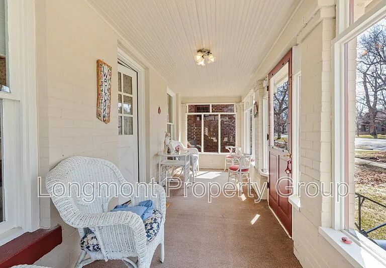 632 Bross St — Photo 7