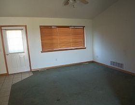 2nd image of 520 Shanna Ct