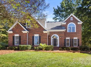 4749 Avonwood Ln, Charlotte, NC 28270