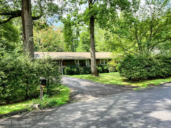 1713 Williams Rd, Williamsport, PA 17701