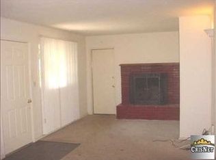 13406 Dyer St, Sylmar, CA 91342