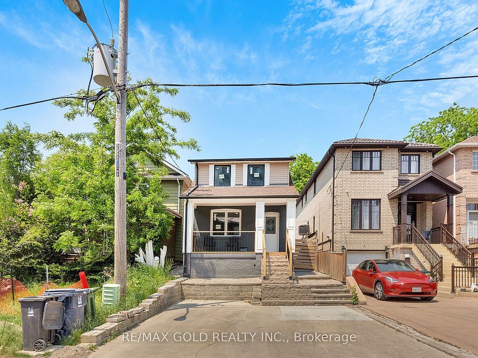 1st image of 8 Fairglen Cres