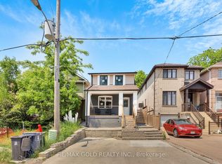 8 Fairglen Cres, Toronto, ON M9N 1S2