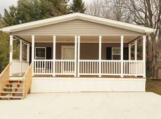 5584 Sprafka Dr, Ravenna, OH 44266