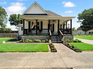 209 Gray Ave, Chaffee, MO 63740