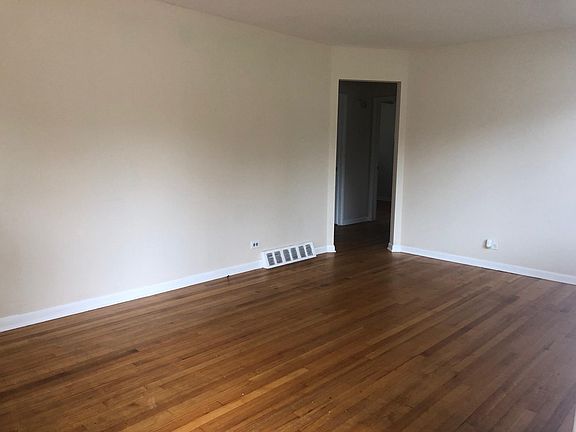 5th image of 622 N Berwick Blvd