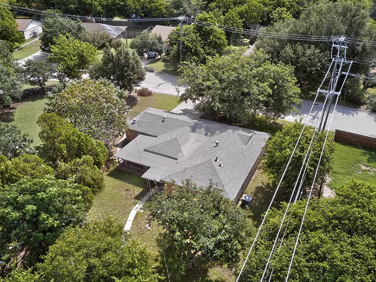 1016 Sproles Dr — Photo 49