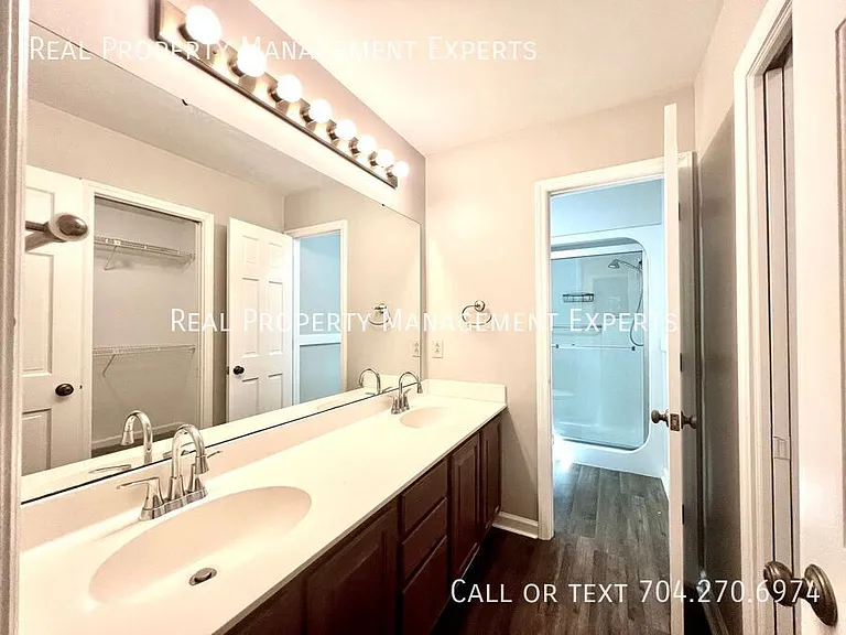 9024 Highland Creek Pkwy — Photo 8