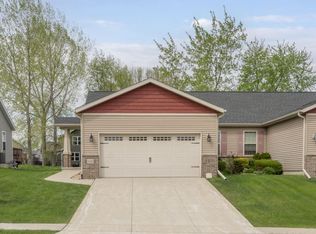 4156 Mourning Dove Dr, Waterloo, IA 50702