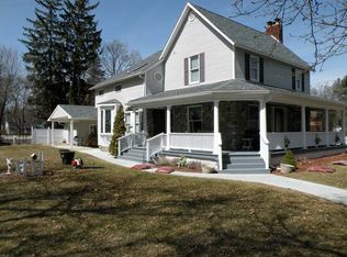 235 N Silverleaf St, Gladwin, MI 48624