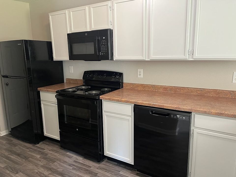 2nd image of 2373 Collins Way