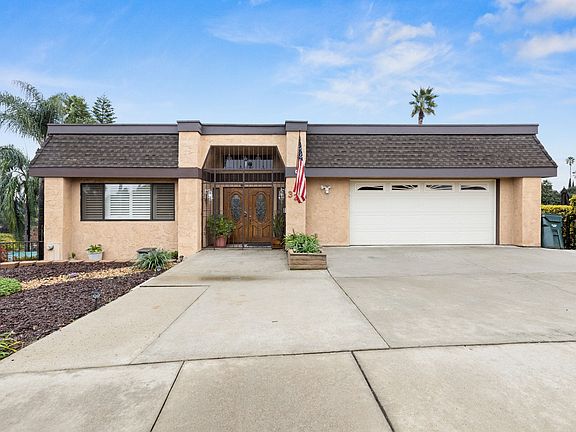 3rd image of 321 Cypress Crest Ter