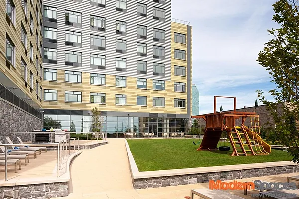 Sold by Modern Spaces | media 8