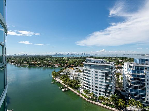 3rd image of 6000 Indian Creek Dr #18B