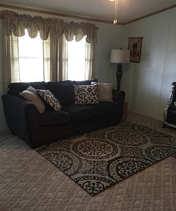 4th image of 77 Rainbow Ln