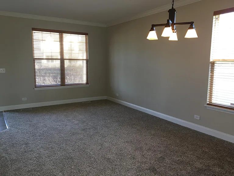 1048 Mackenzie Dr — Photo 4