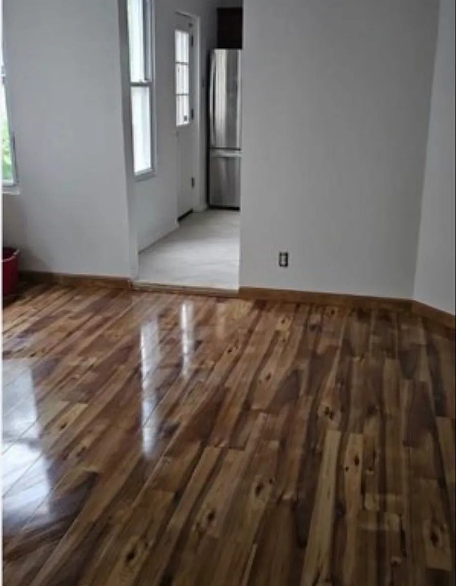 137 Harrison Ave — Photo 2