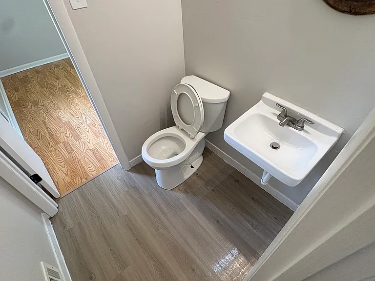 206 Belmont Dr — Photo 10