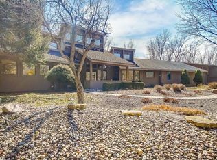 153 York Cir, Valparaiso, IN 46385