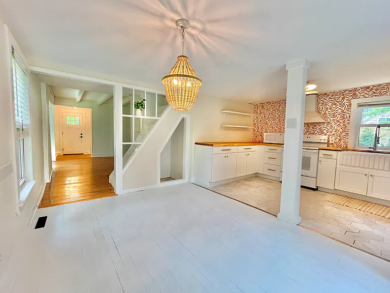 52 Old Dennett Rd — Photo 3